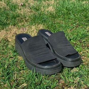 Steve Madden Vintage Slinky 30 Platform Slides